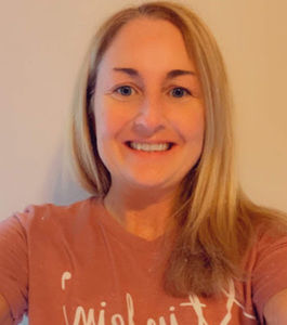 Meet your Posher, Leslie